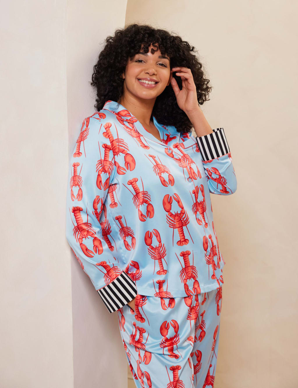 Satin Lobster Print Pyjama Set 8 of 9