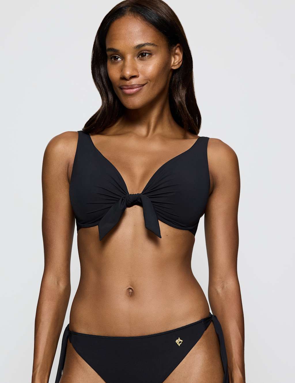 Summer Twist Wired Plunge Bikini Top B-E 3 of 5