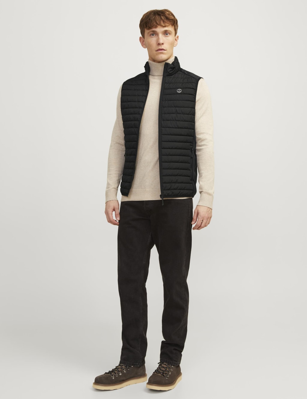Funnel Neck Gilet 3 of 7