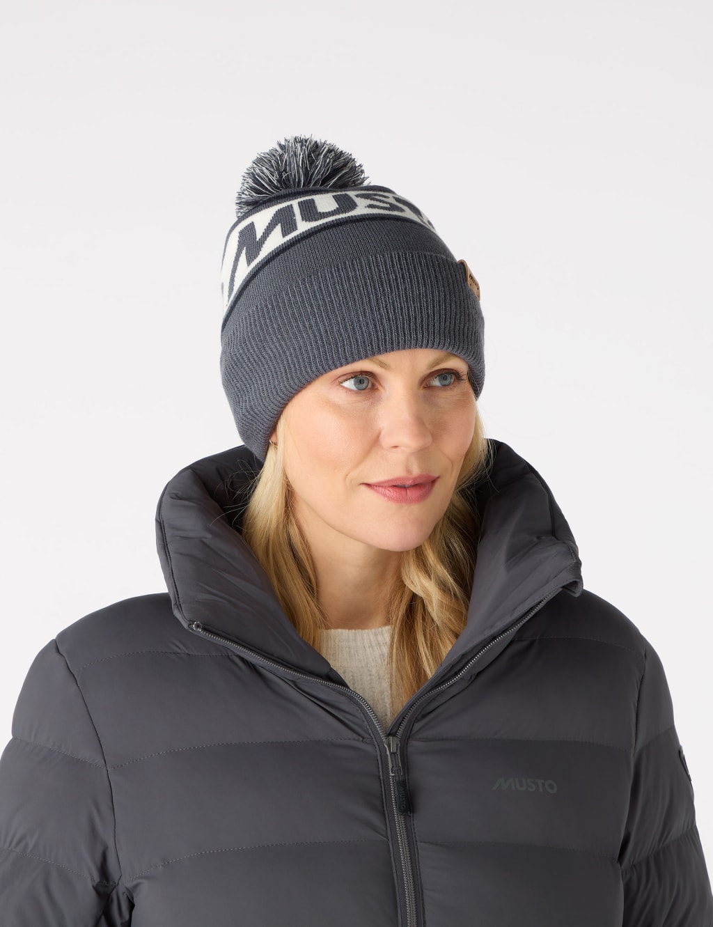 Musto bobble hat hotsell