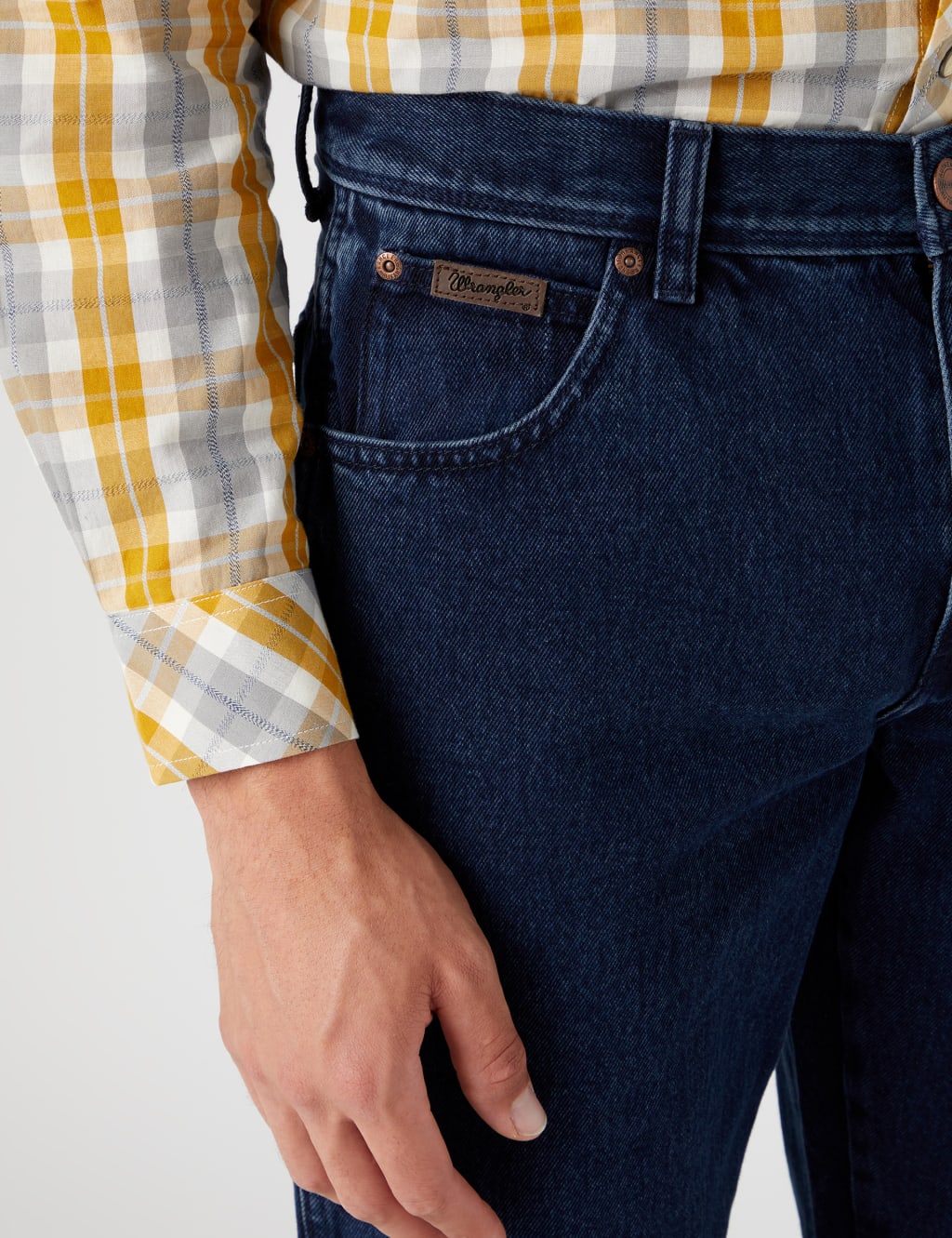 Wrangler authentic 5 pocket jeans outlet