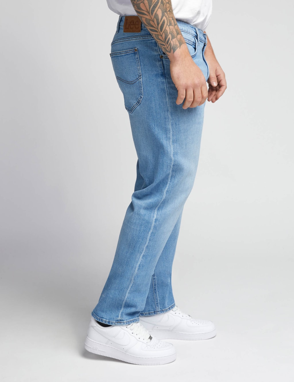 Straight Fit 5 Pocket Stretch Jeans 4 of 5