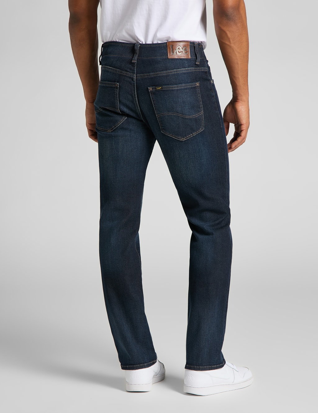 Straight Fit XM 5 Pocket Jeans 3 of 5