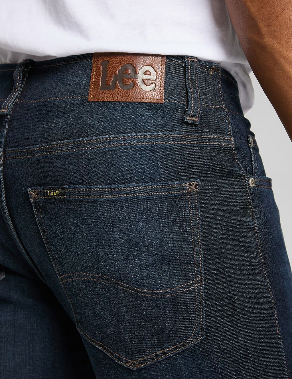 Straight Fit XM 5 Pocket Jeans 5 of 5