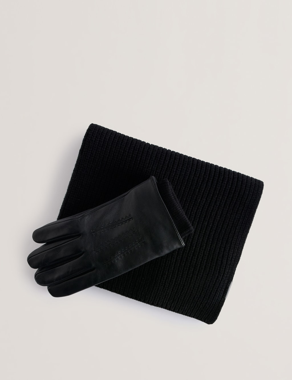 Masonns Scarf And Glove Gift Set 2 of 2