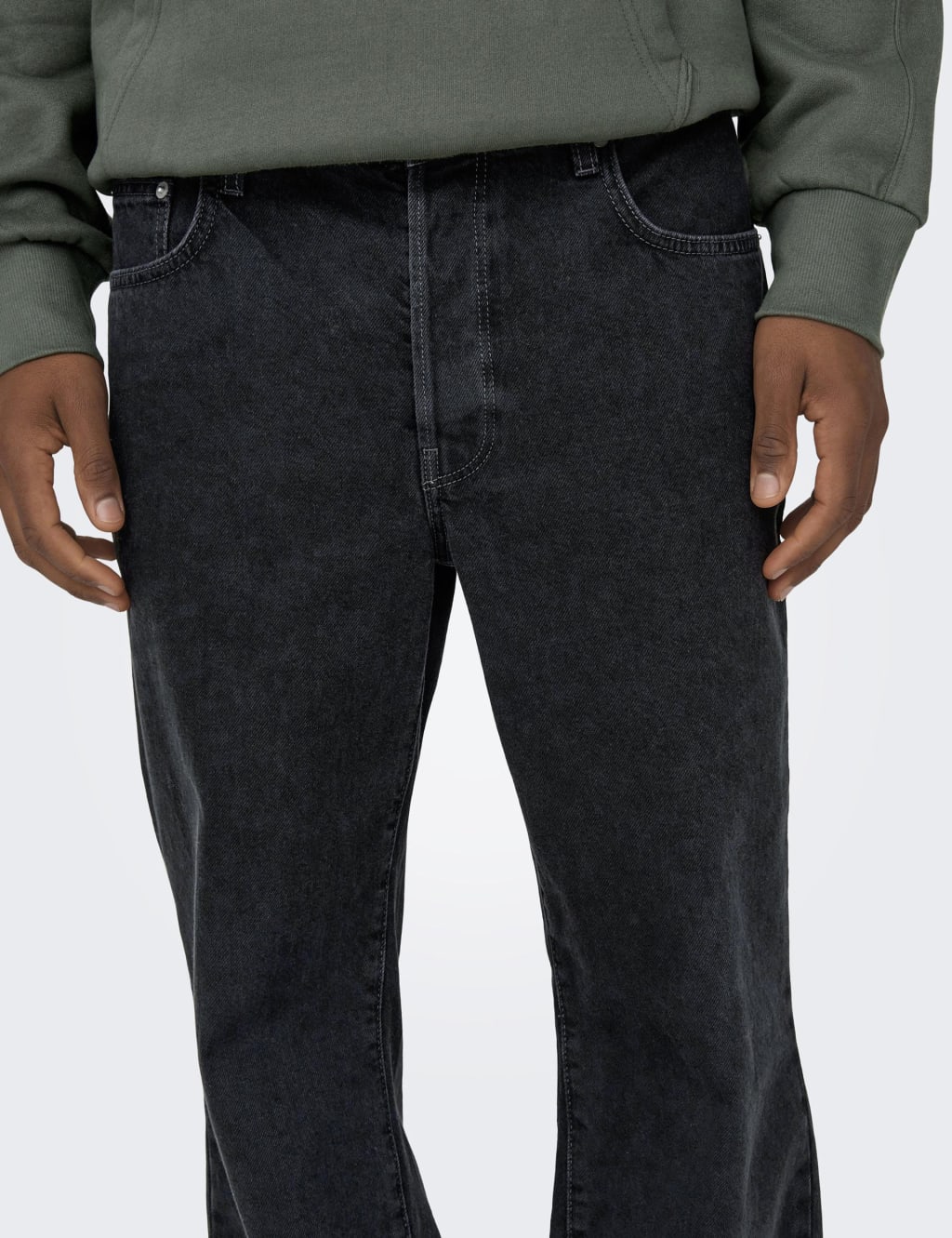 Buttoned Loose Fit Jeans with Pockets main image 0