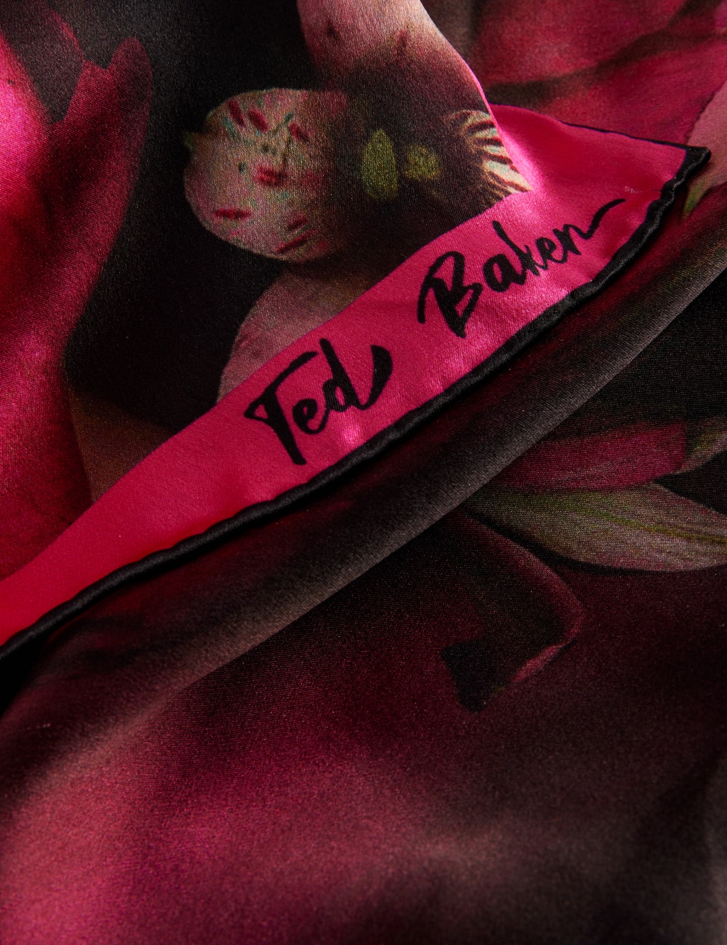 Leeeaa Printed Silk Satin Square Scarf 2 of 2