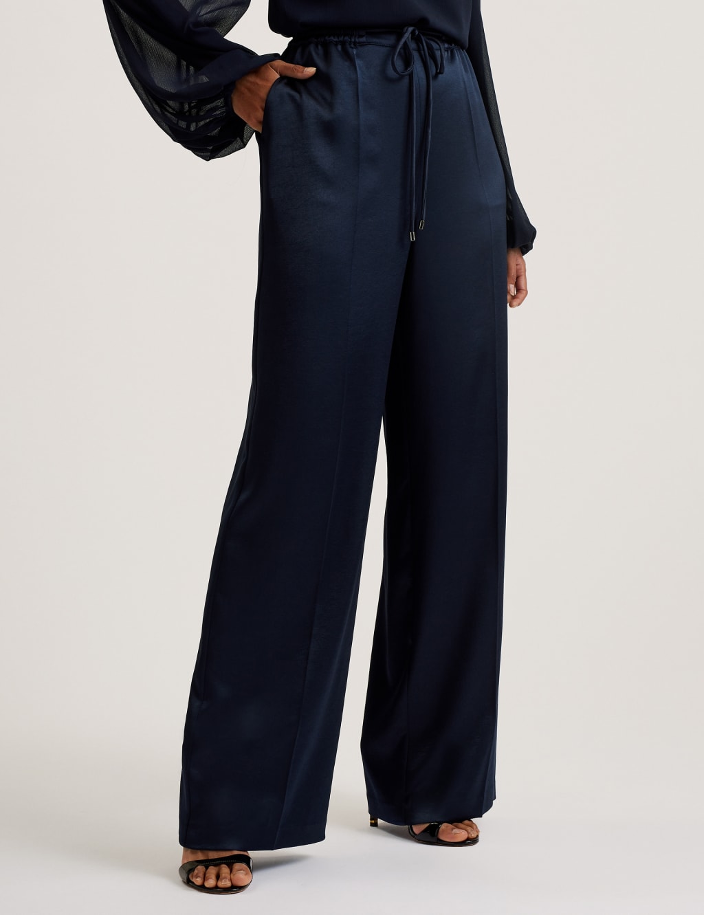 Umaibo Wide Leg Jogger 2 of 3