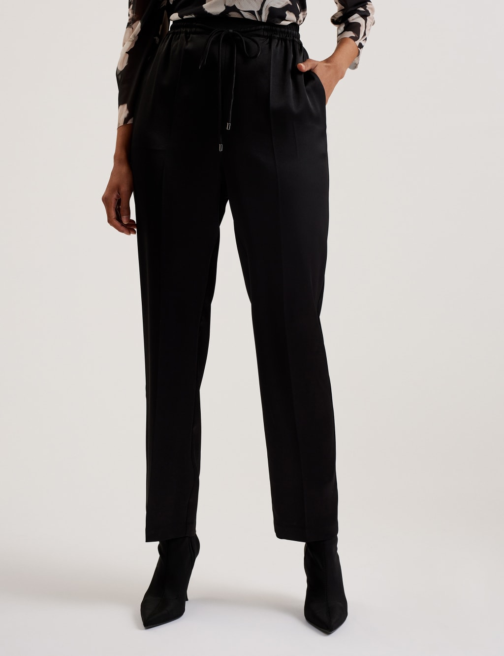 Natori Satin Slim Cut Jogger Ted Baker M S