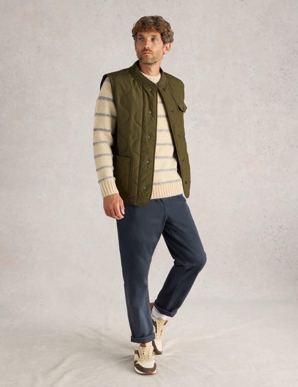 Quilted Padded Gilet 4 of 6