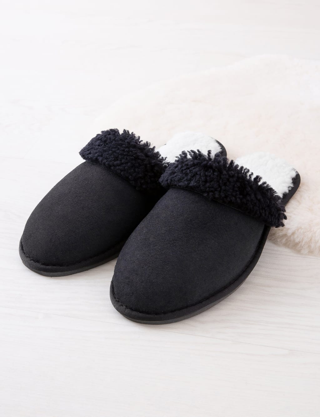 Sheepskin Mule Slippers 1 of 4