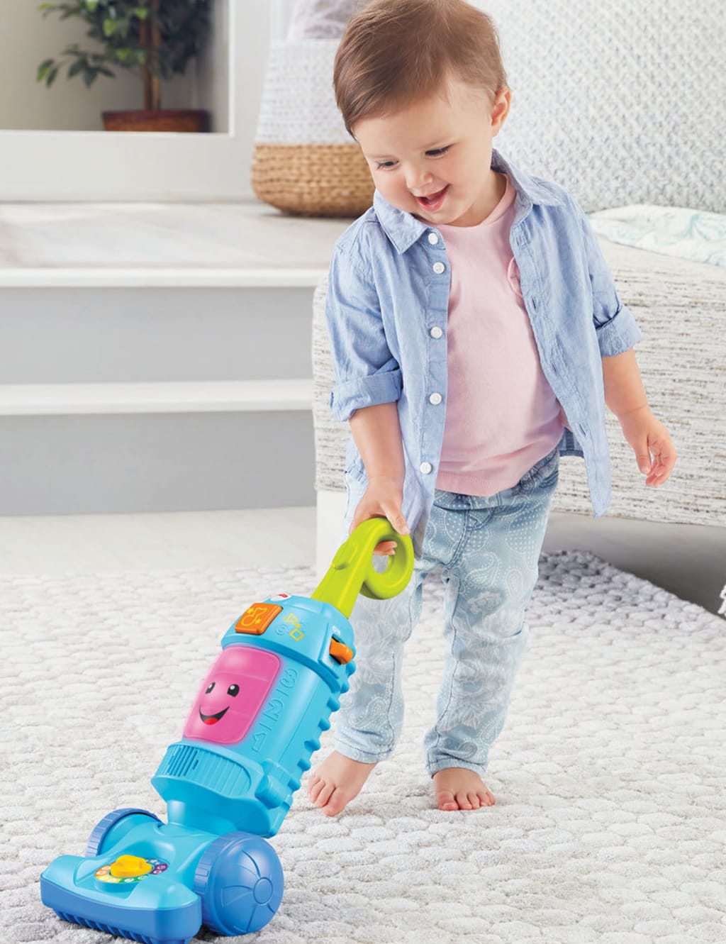 Laugh & Learn Light-Up Vacuum Toy (12-36 Mths) 4 of 4