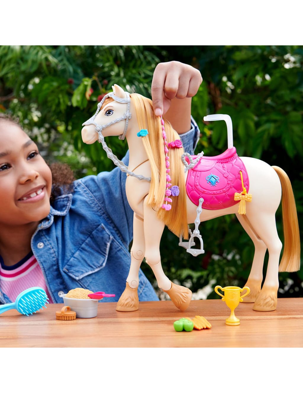 Mysteries Dance & Show Horse Playset (3+ Yrs) | Barbie | M&S