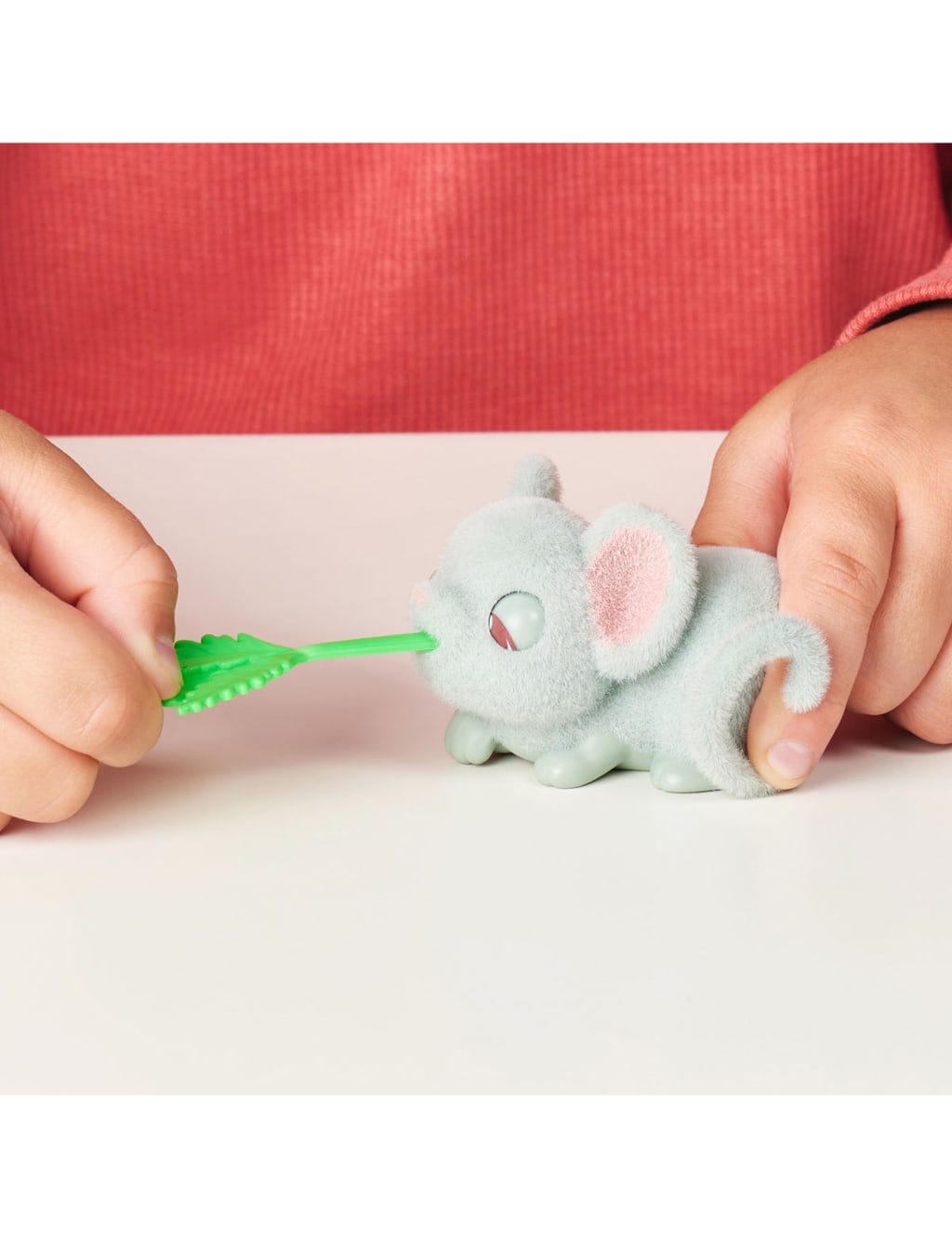 Mama Surprise Minis Lil Mouse Playset (5+ Yrs) 4 of 7
