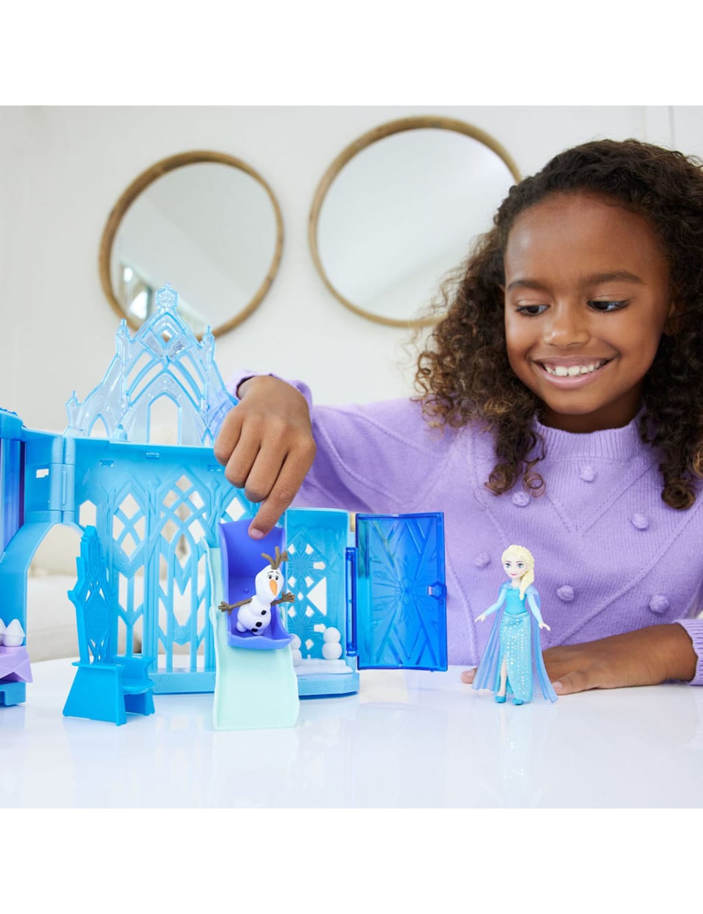 Frozen™ Elsa's Palace Playset (3+ Yrs) 3 of 11