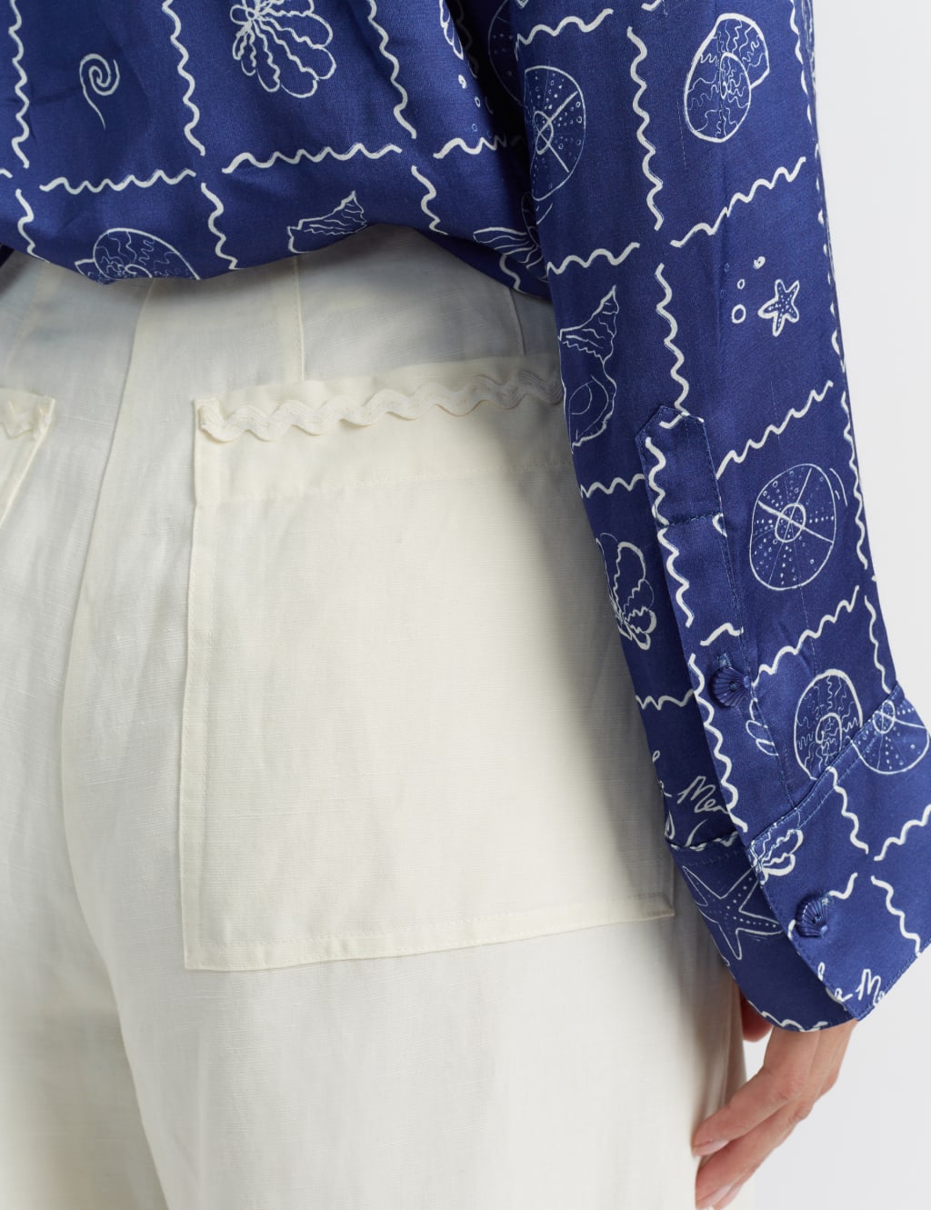 Linen Blend Pleat Front Wide Leg Trousers 4 of 4