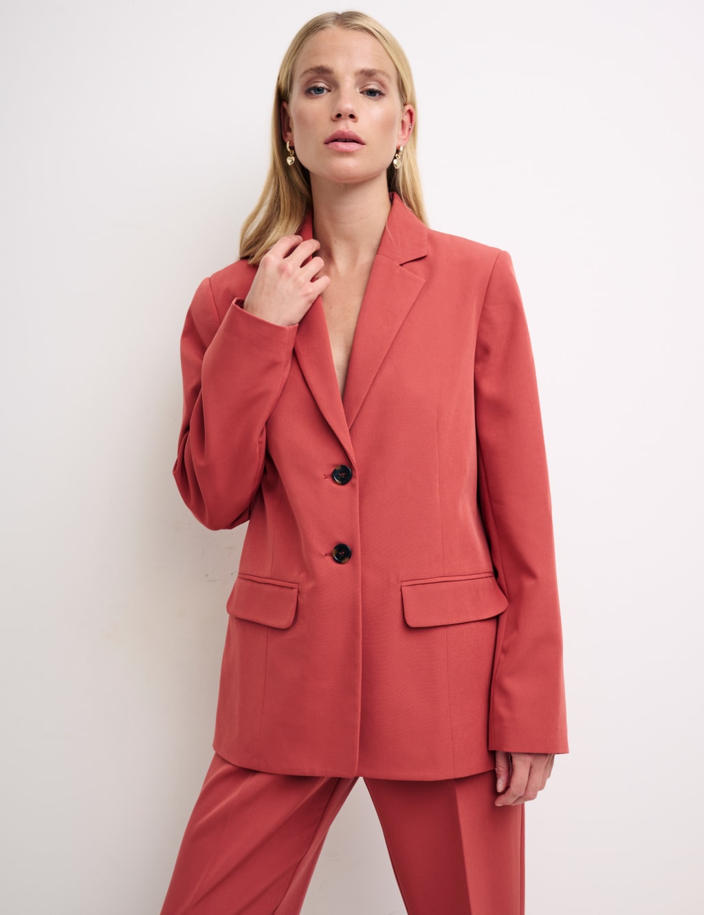 Single Breasted Blazer 2 of 5