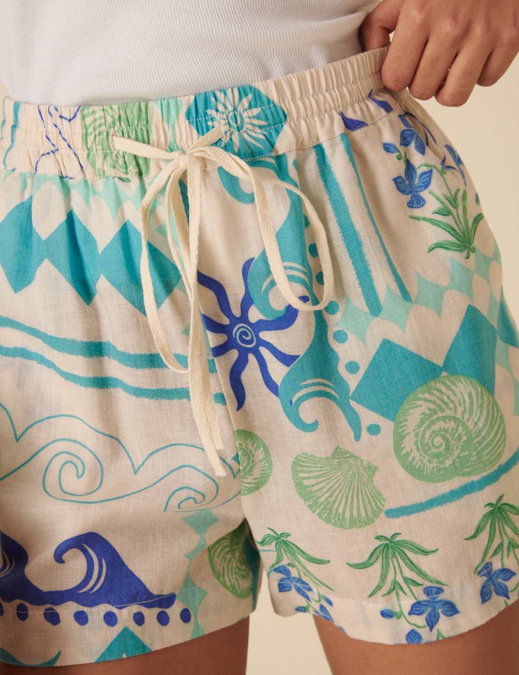High Waisted Printed Shorts With Linen 5 of 5