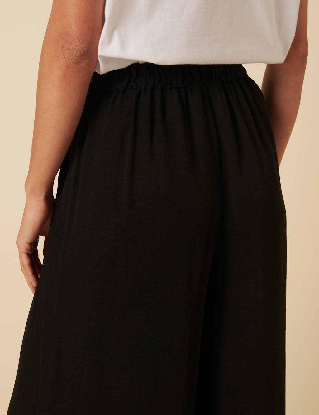 Elasticated Waist Relaxed Wide Leg Trousers 4 of 5