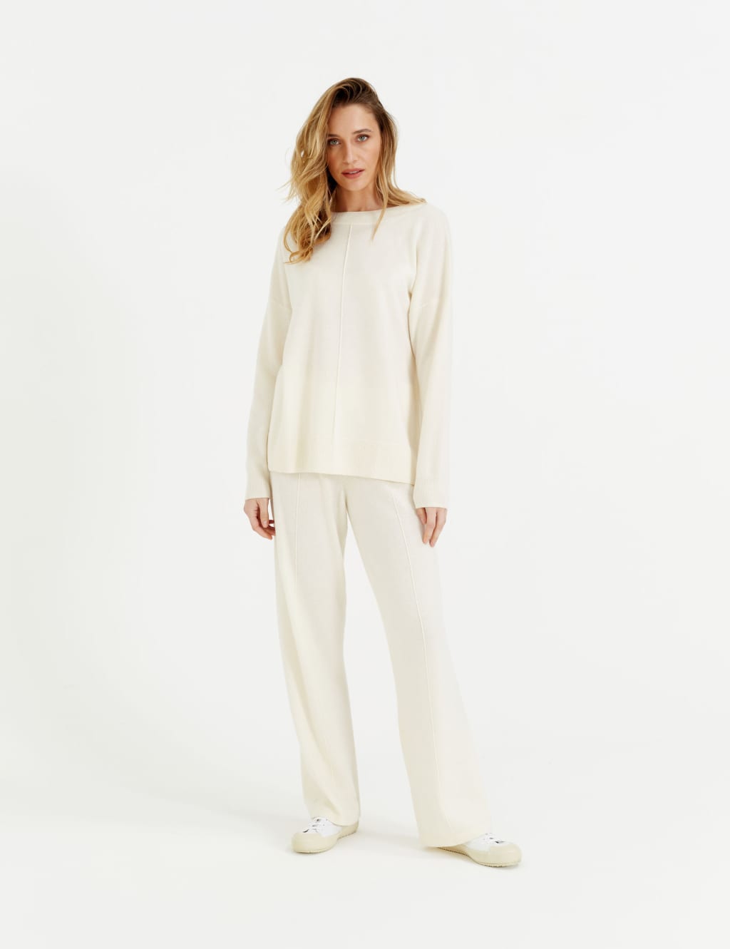 Wool Rich with Cashmere Relaxed Jumper 2 of 3
