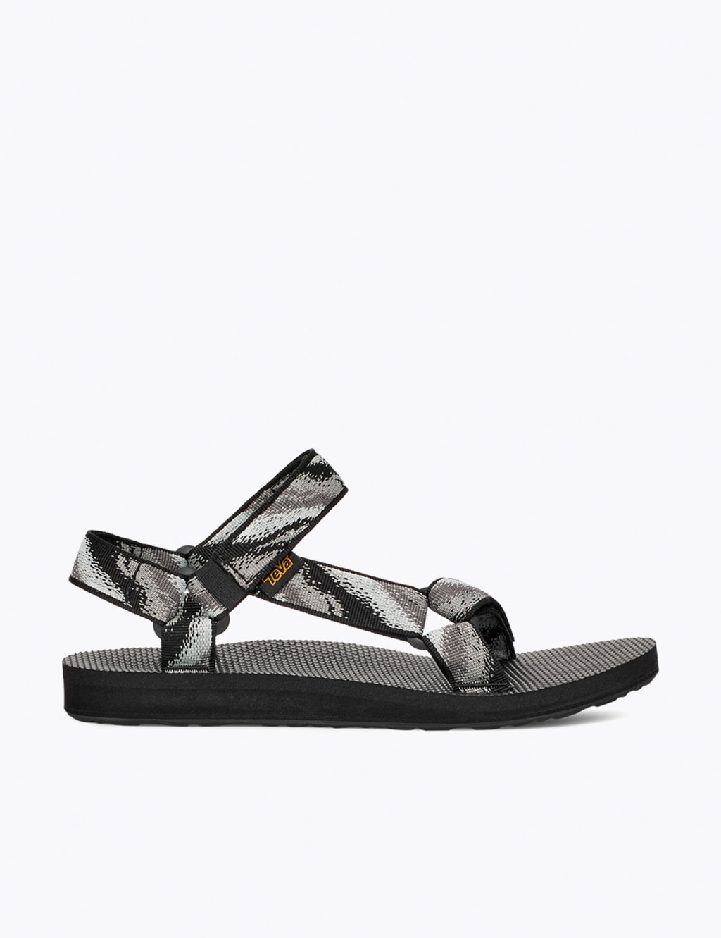 Casual flat sandals online