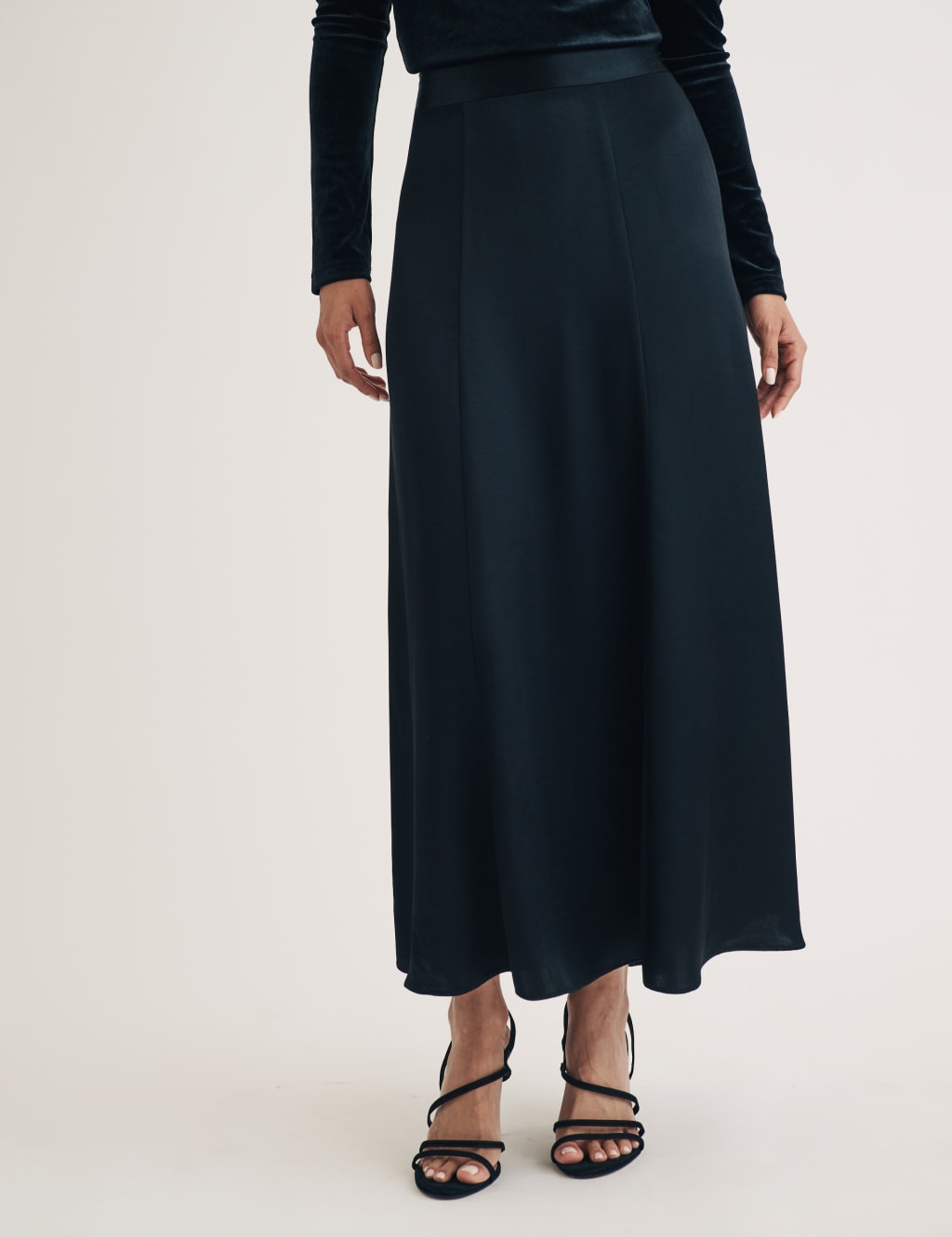 Maxi Pleated Skirt
