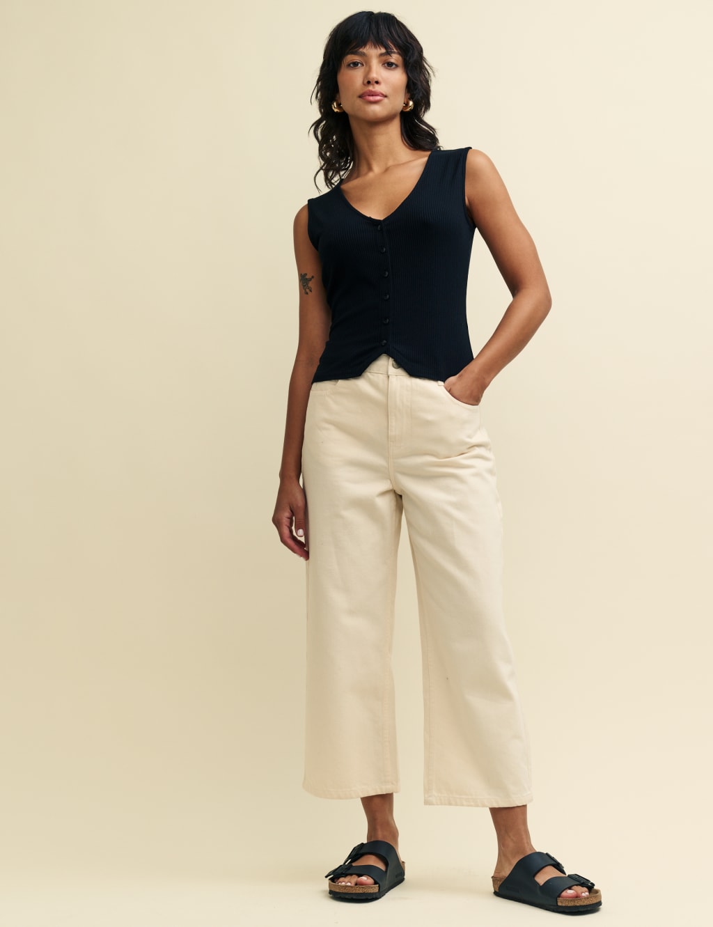 Ribbed V-Neck Sleeveless Top 3 of 6