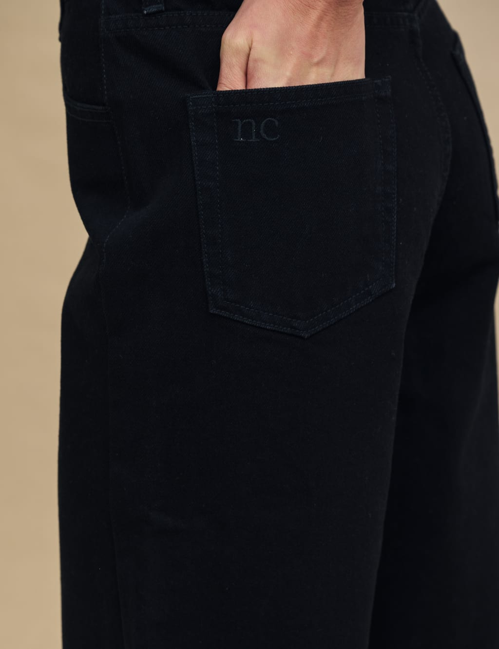 Cropped wide leg black jeans shop