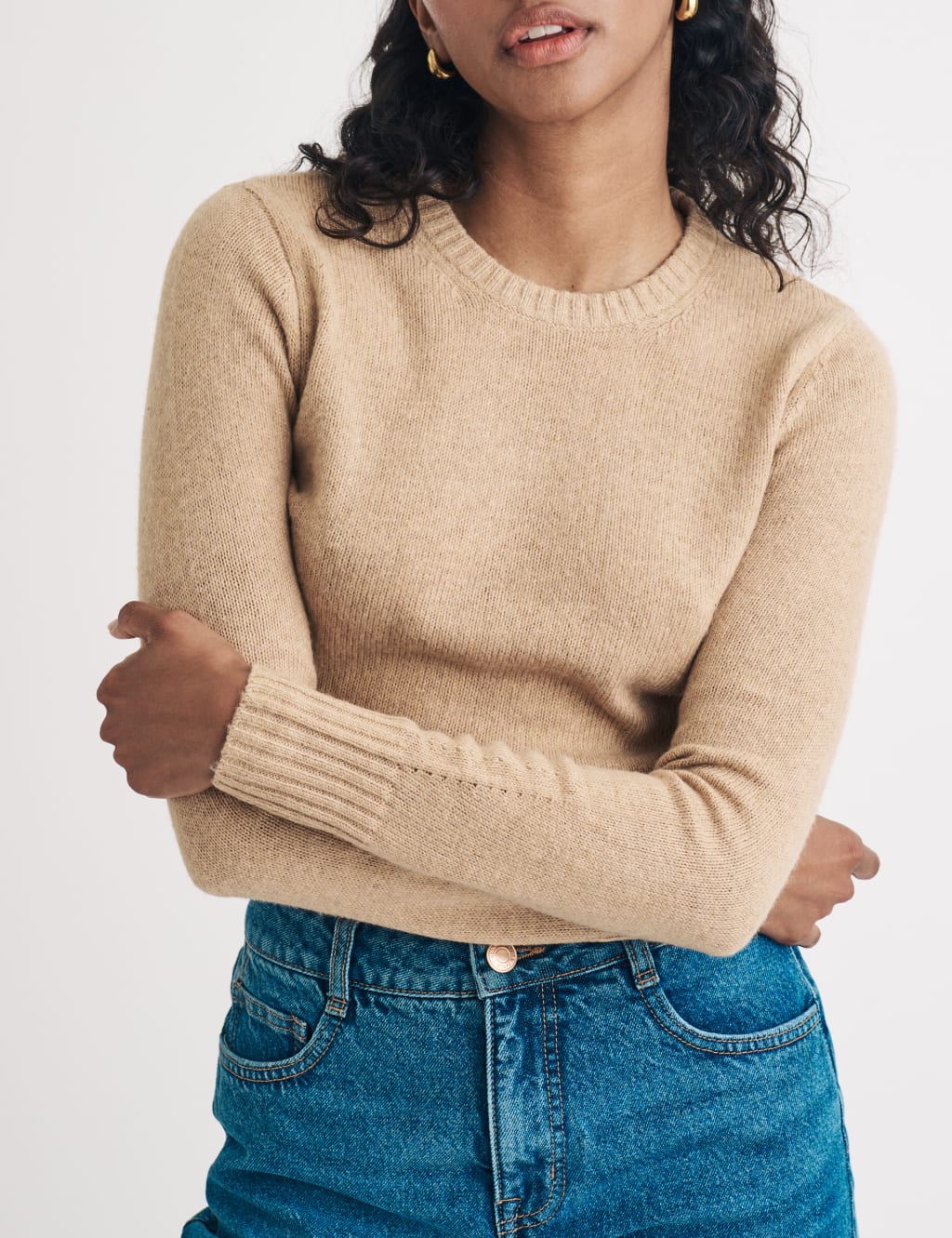 Women's fitted crew neck sweater sales