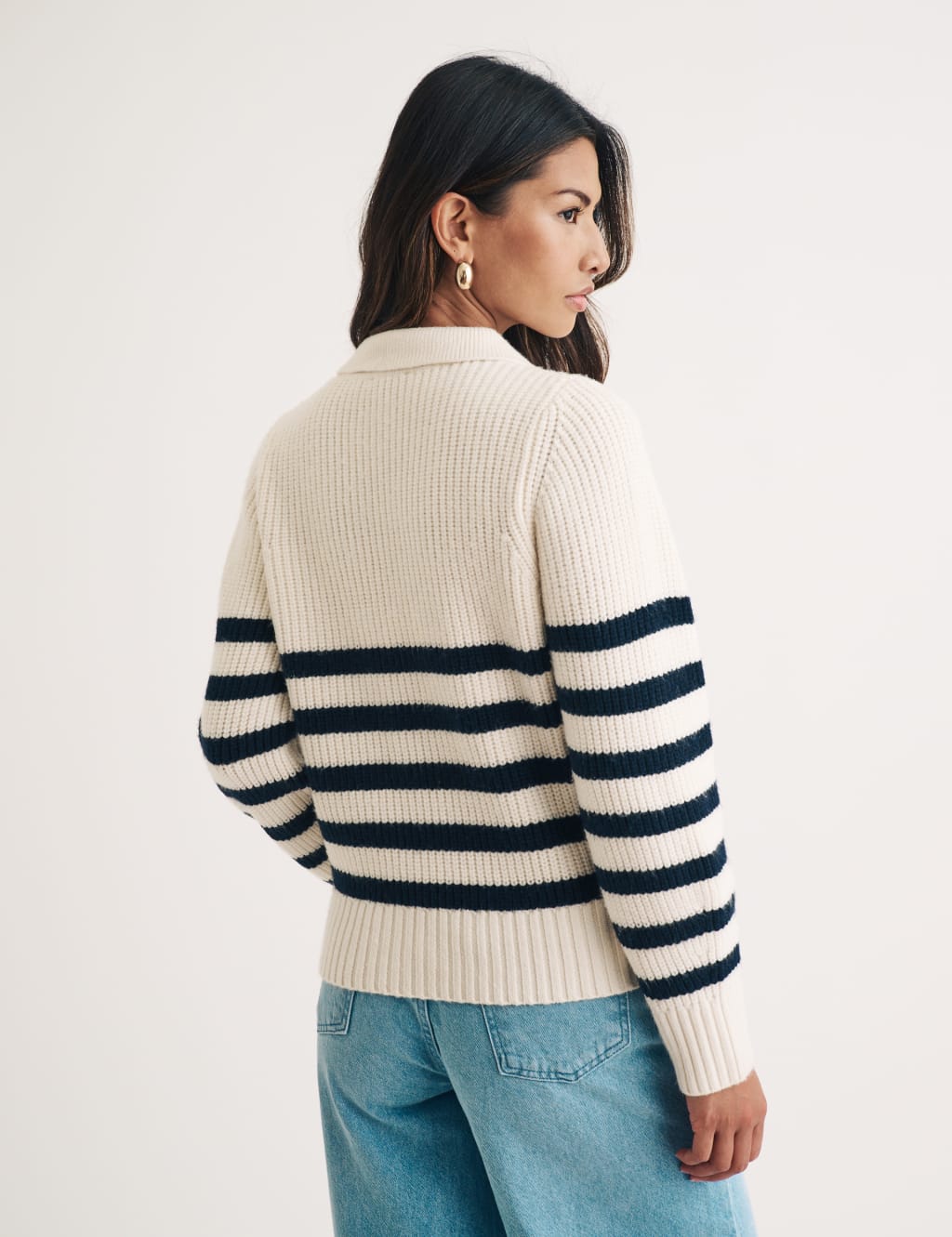 Open neck jumper hotsell