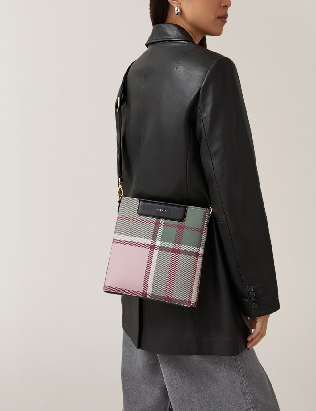 Radley dog of the manor bag online