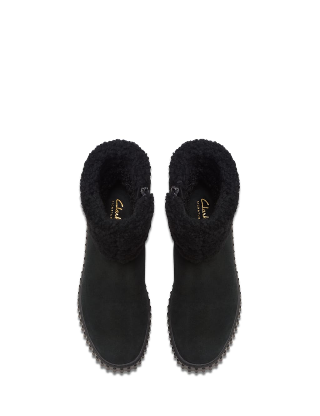 Short boots with fur trim hotsell