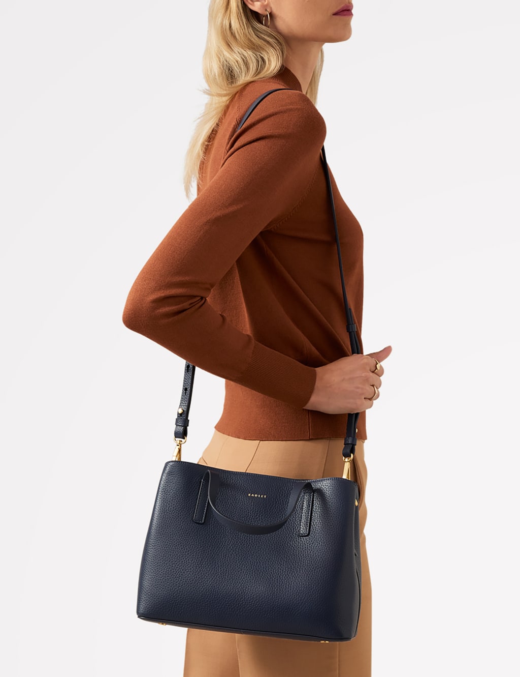 Grab handbags outlet