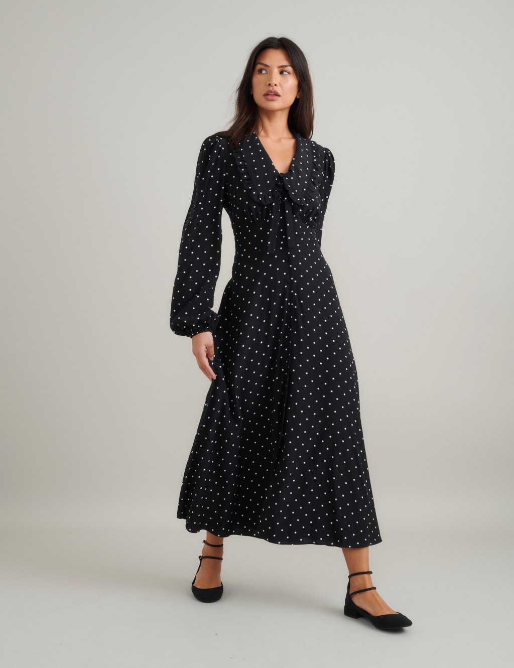 Polka Dot Blouson Sleeve Midi Tea Dress 3 of 5