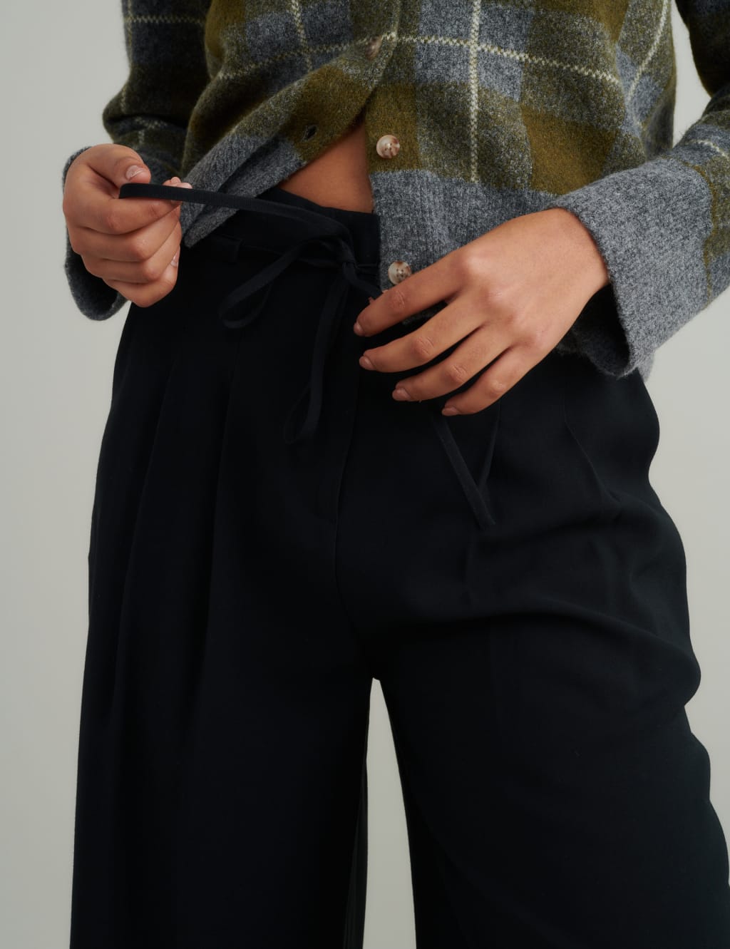 Textured Wide Leg Elasticated Trousers | Bonmarché
