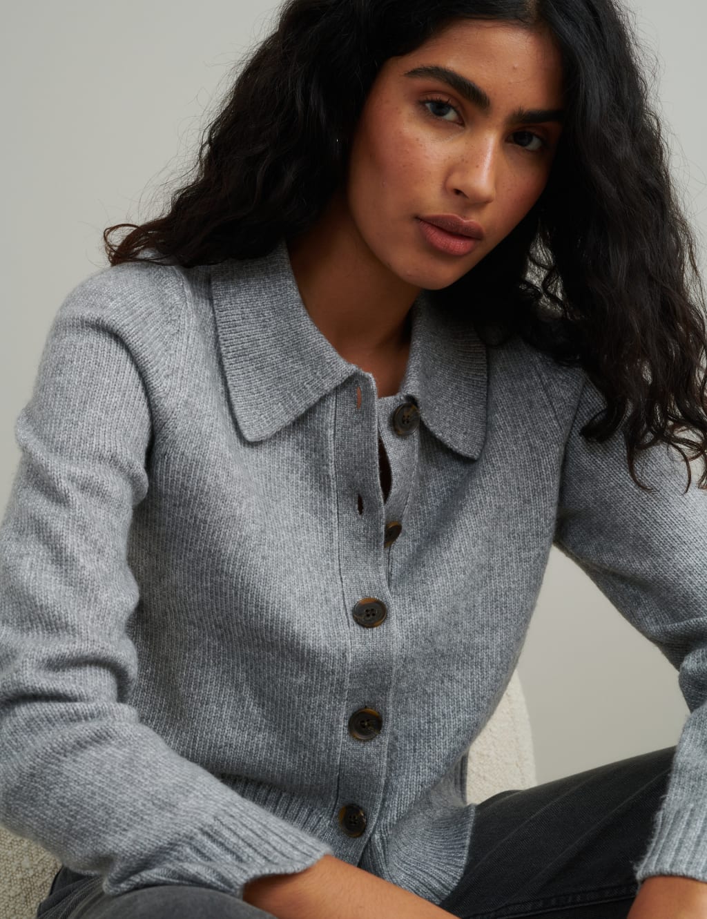 Collared Fitted Cardigan 4 of 5