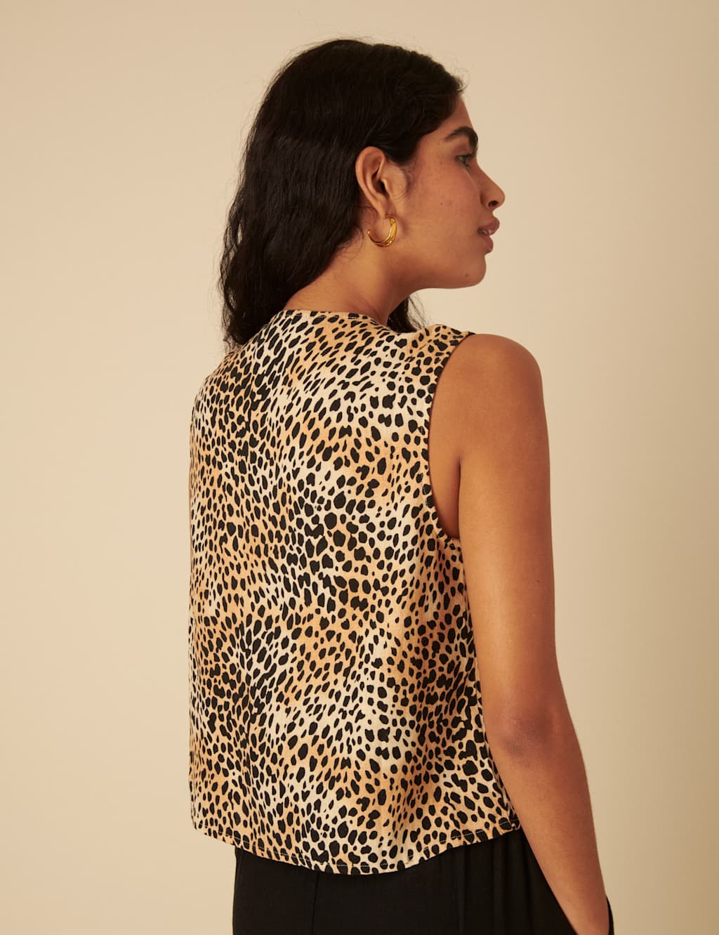 Linen Rich Animal Print Tie Front Vest 3 of 4