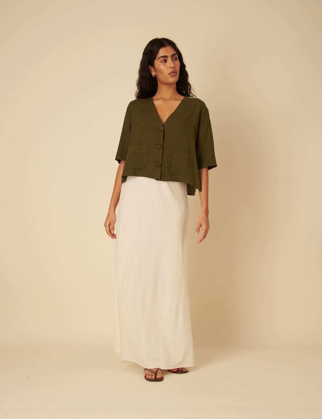 Linen Rich V-Neck Relaxed Shirt 2 of 4