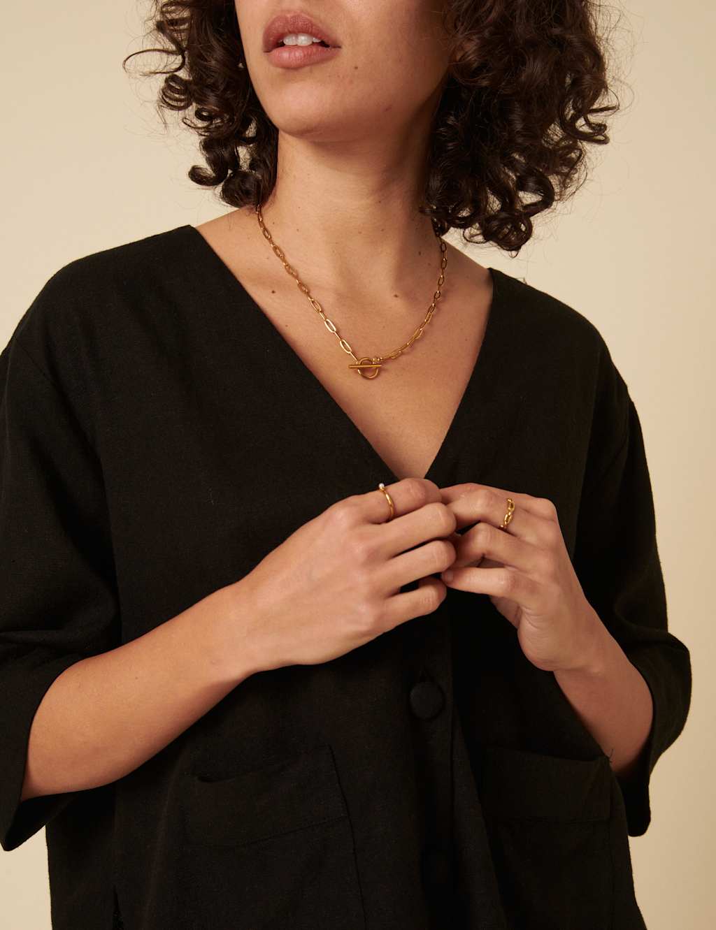 Linen Rich V-Neck Relaxed Shirt 4 of 4