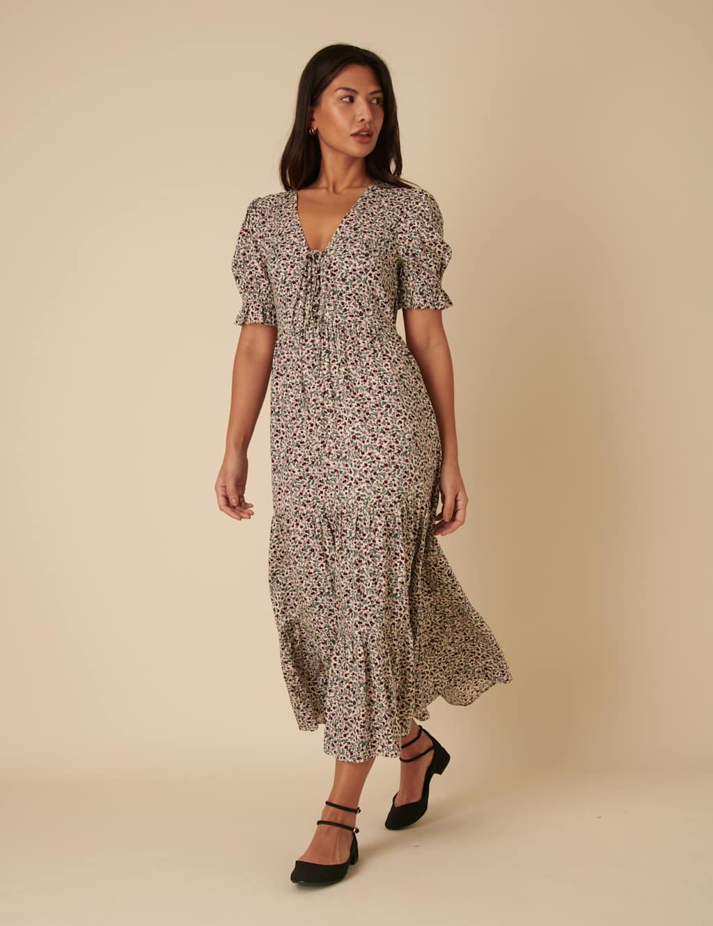 Floral V-Neck Midaxi Waisted Dress 5 of 5