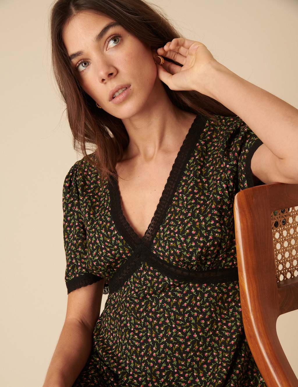 Floral V-Neck Midi Tea Dress 4 of 4