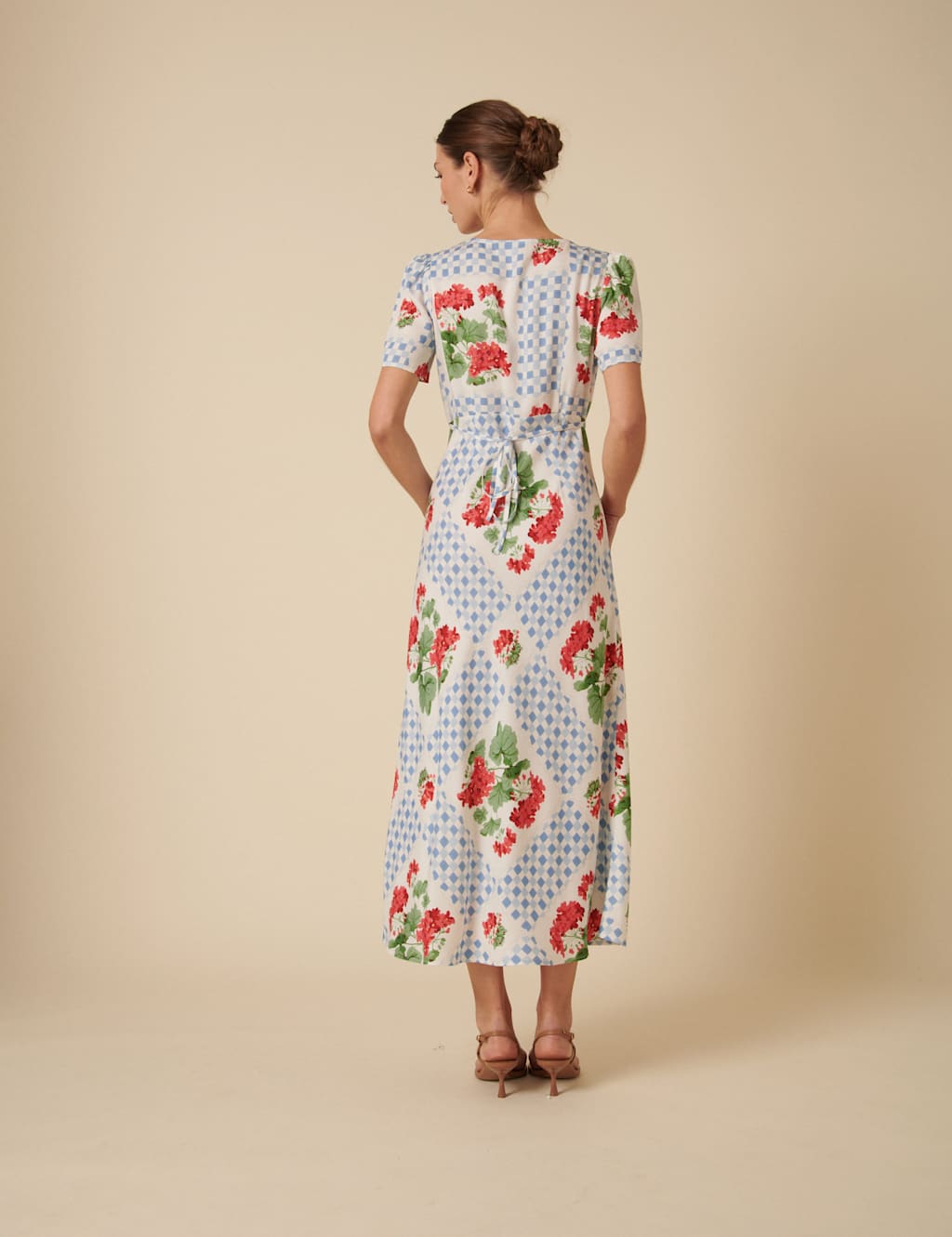 Floral V-Neck Puff Sleeve Midi Tea Dress 3 of 4
