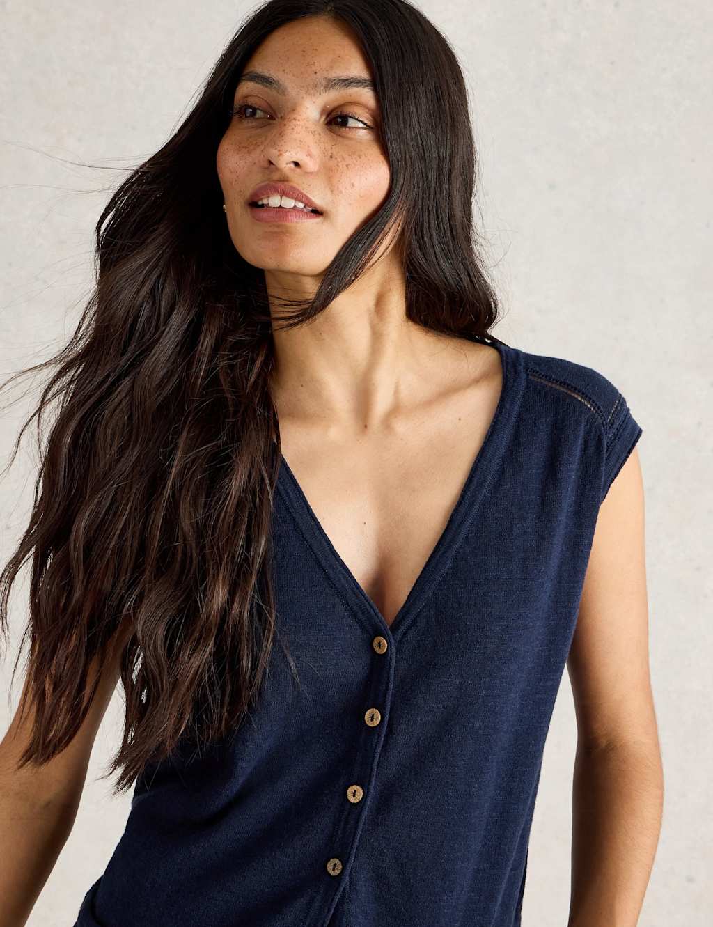 V-Neck Sleeveless Cardigan with Linen 5 of 6