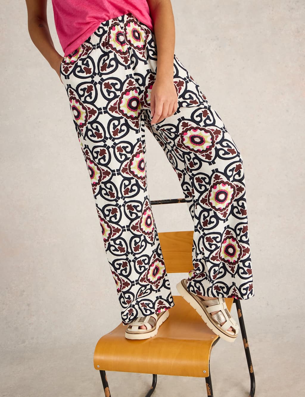Linen Rich Printed Wide Leg Trousers 3 of 6