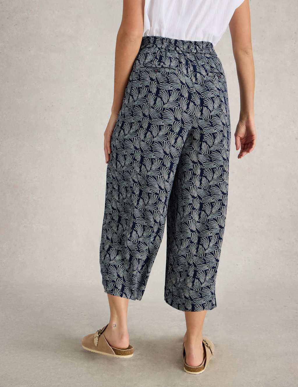 Printed Textured Wide Leg Cropped Culottes 3 of 4