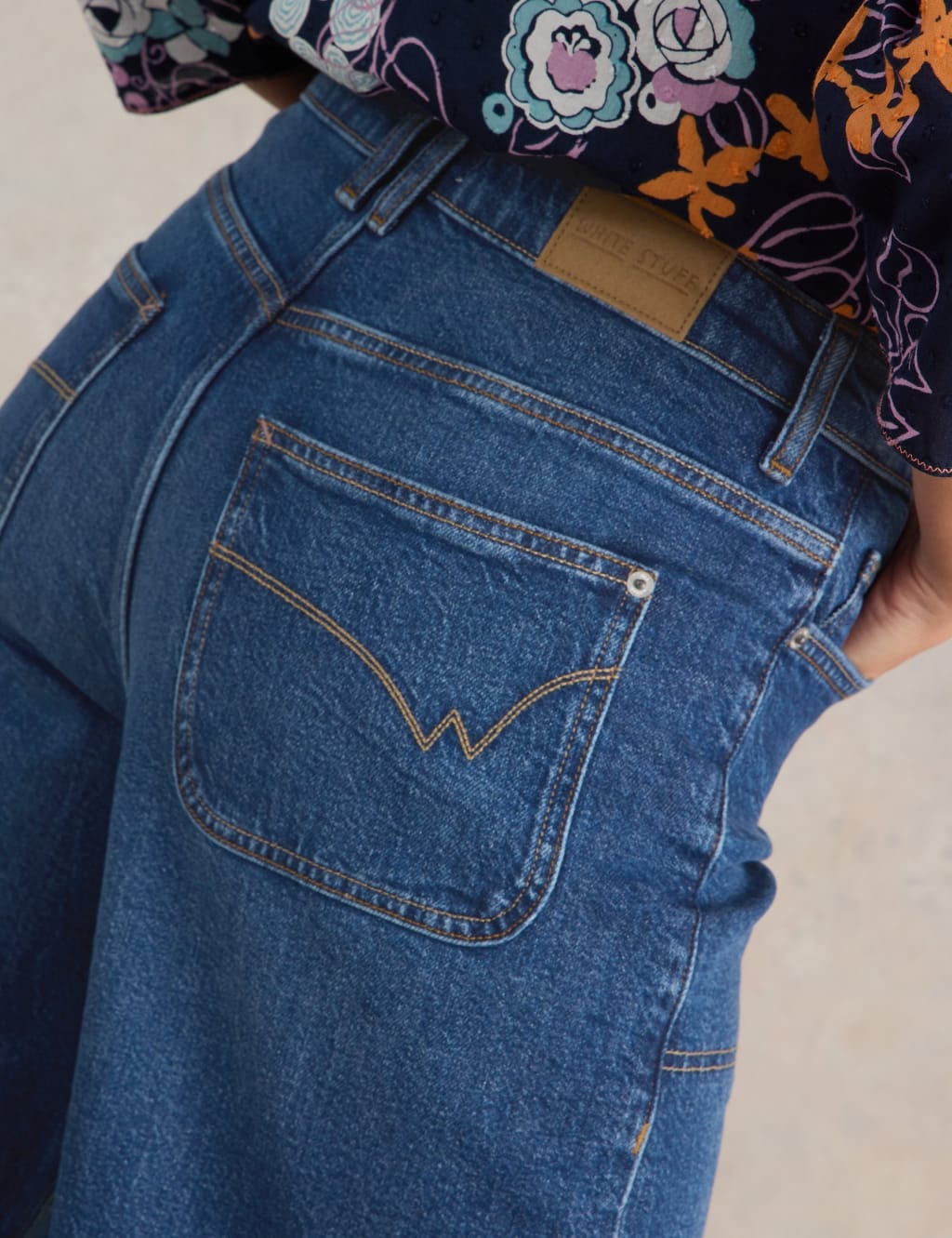 Mid Rise Wide Leg Cropped Jeans 5 of 6