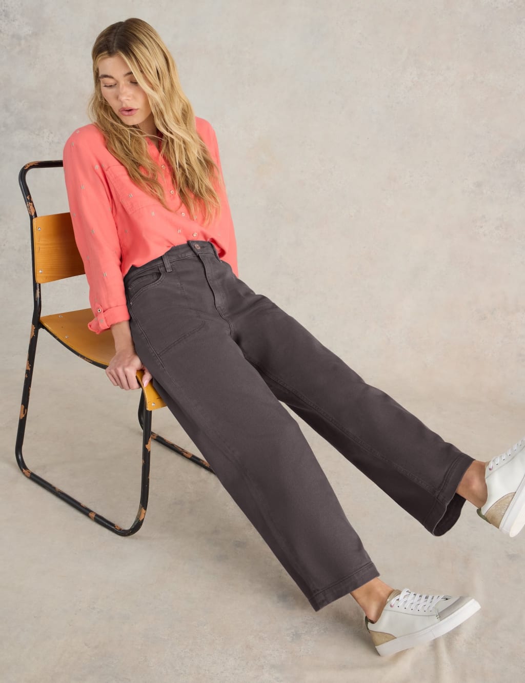 Mid Rise Wide Leg Cropped Jeans 4 of 6