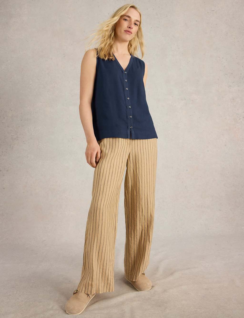 Linen Blend Button Detail V-Neck Vest 3 of 6