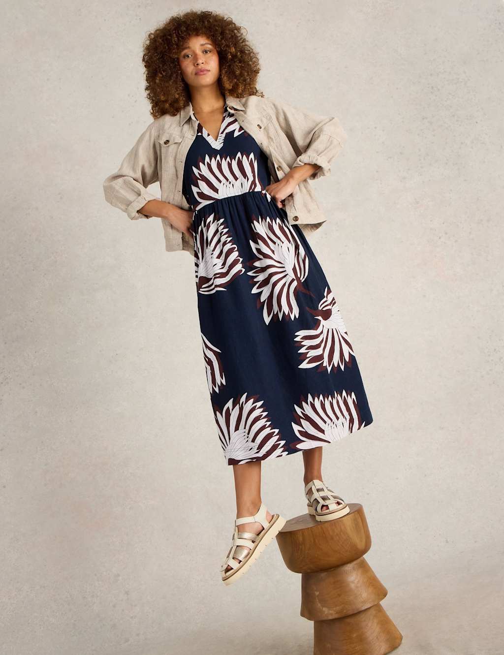 Linen Blend Printed V-Neck Waisted Dress 5 of 6