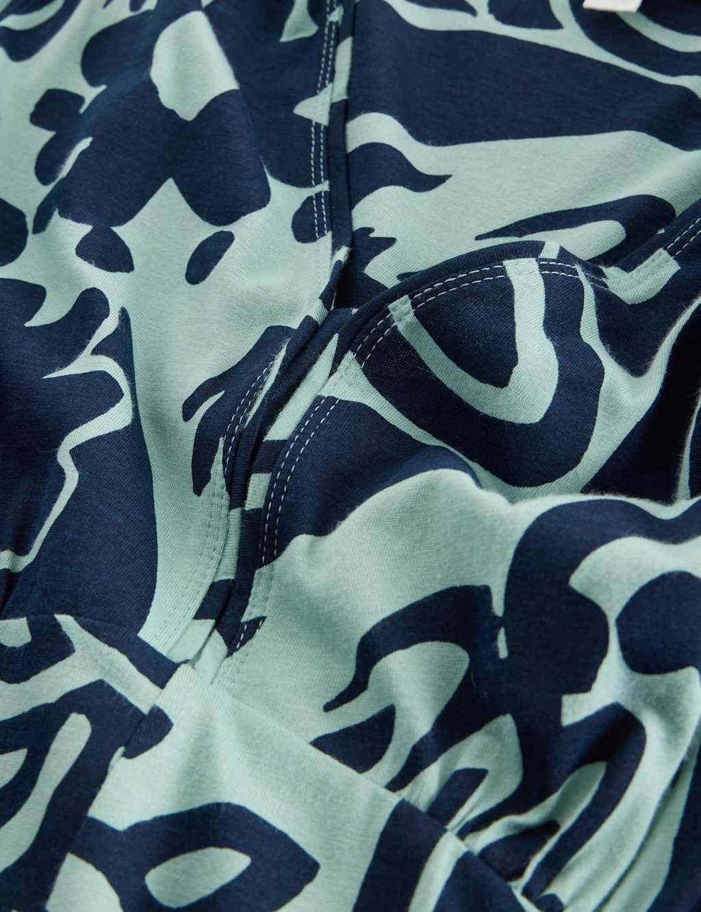 Jersey Printed Midi Waisted Dress 6 of 6